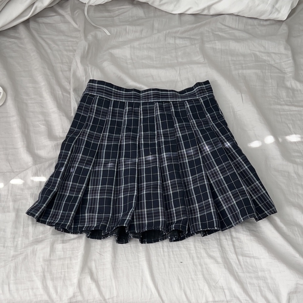 pleated skirts